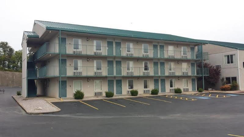 Days Inn By Wyndham Harrison Εξωτερικό φωτογραφία